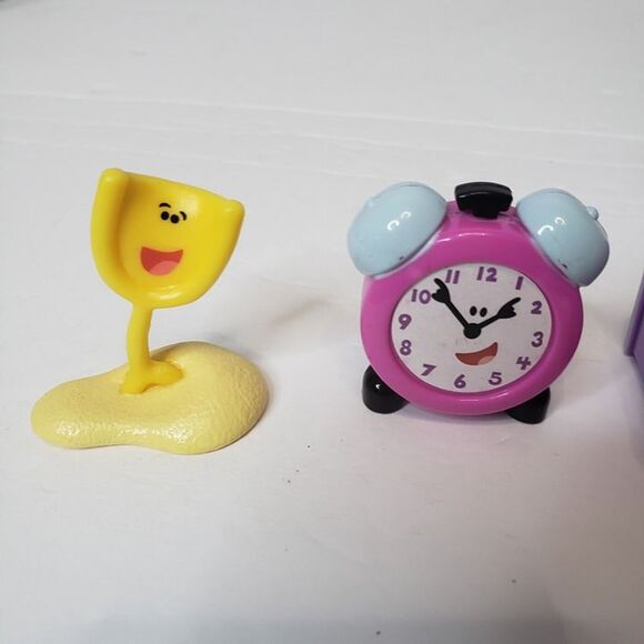 Lot of 4 Nickelodeon Blues Clues Figures Birthday Cake Toppers Mini Toys Magenta - Picture 2 of 9
